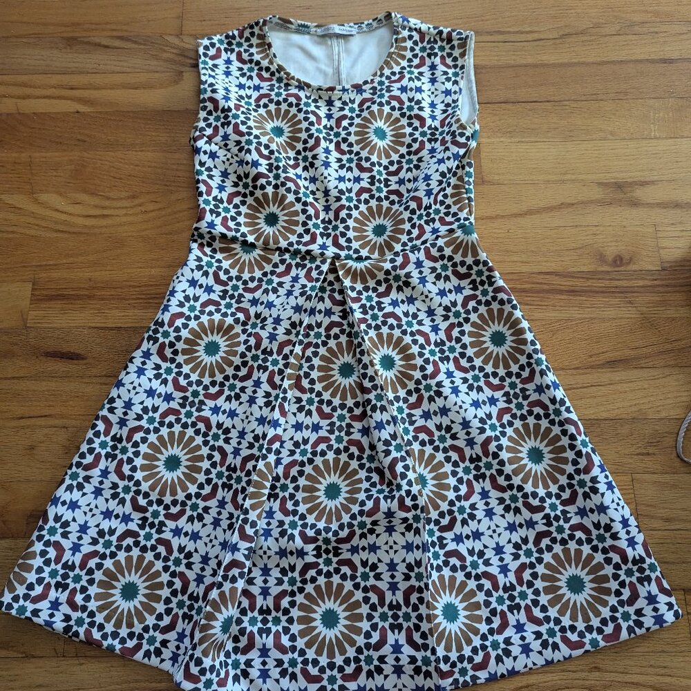 Sleeveless Zara geometric dress